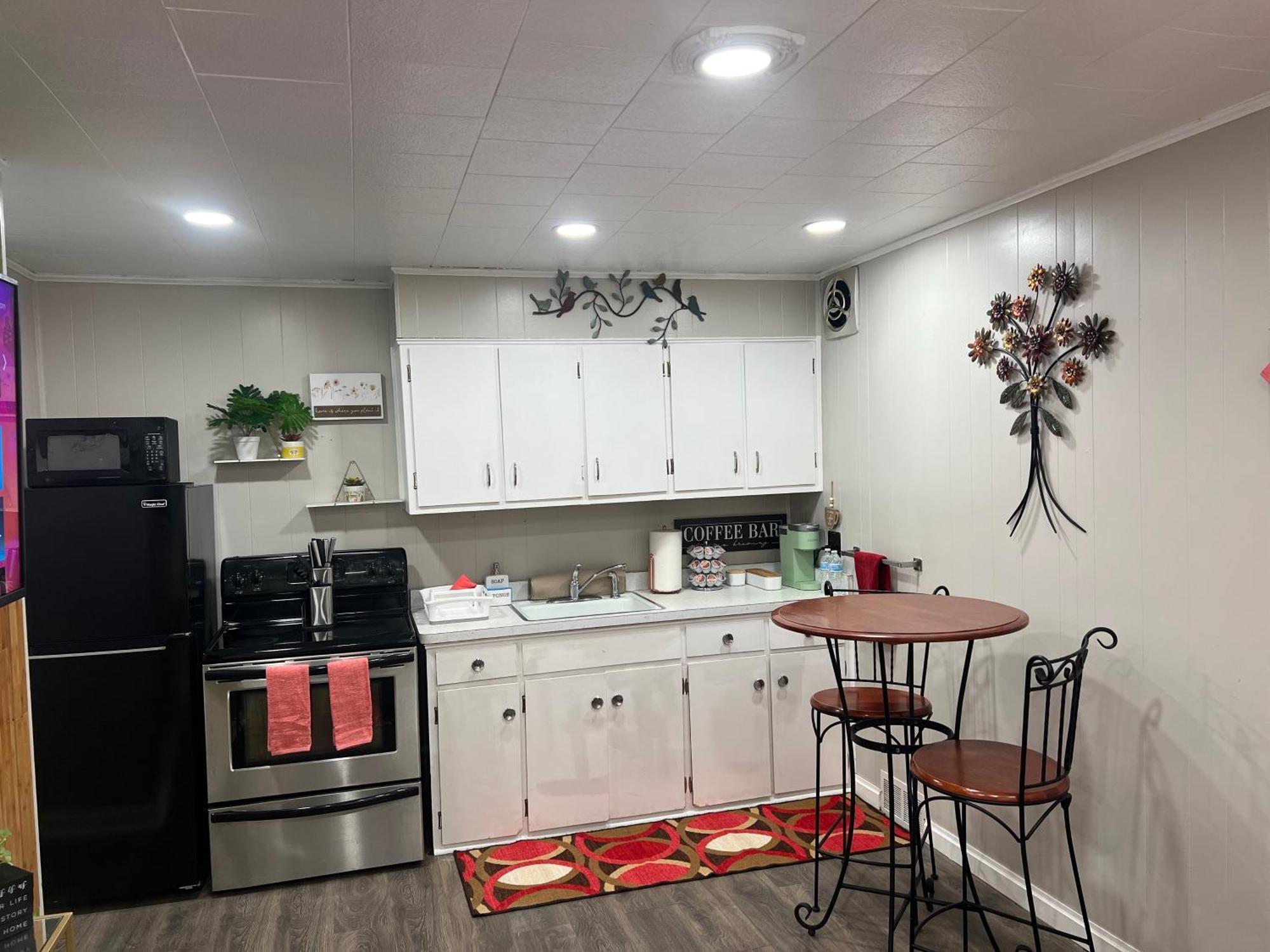 Cozy Buffalo Home-Sleeps 4 Lackawanna ภายนอก รูปภาพ